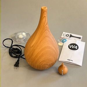Objecto W4 humidifier with wood grain design